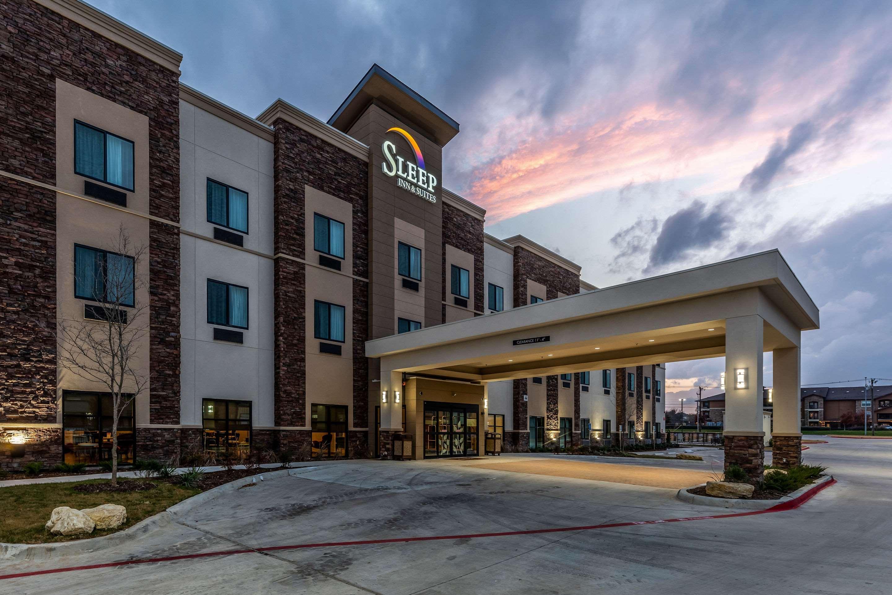 Sleep Inn & Suites Fort Worth - Fossil Creek Exterior photo