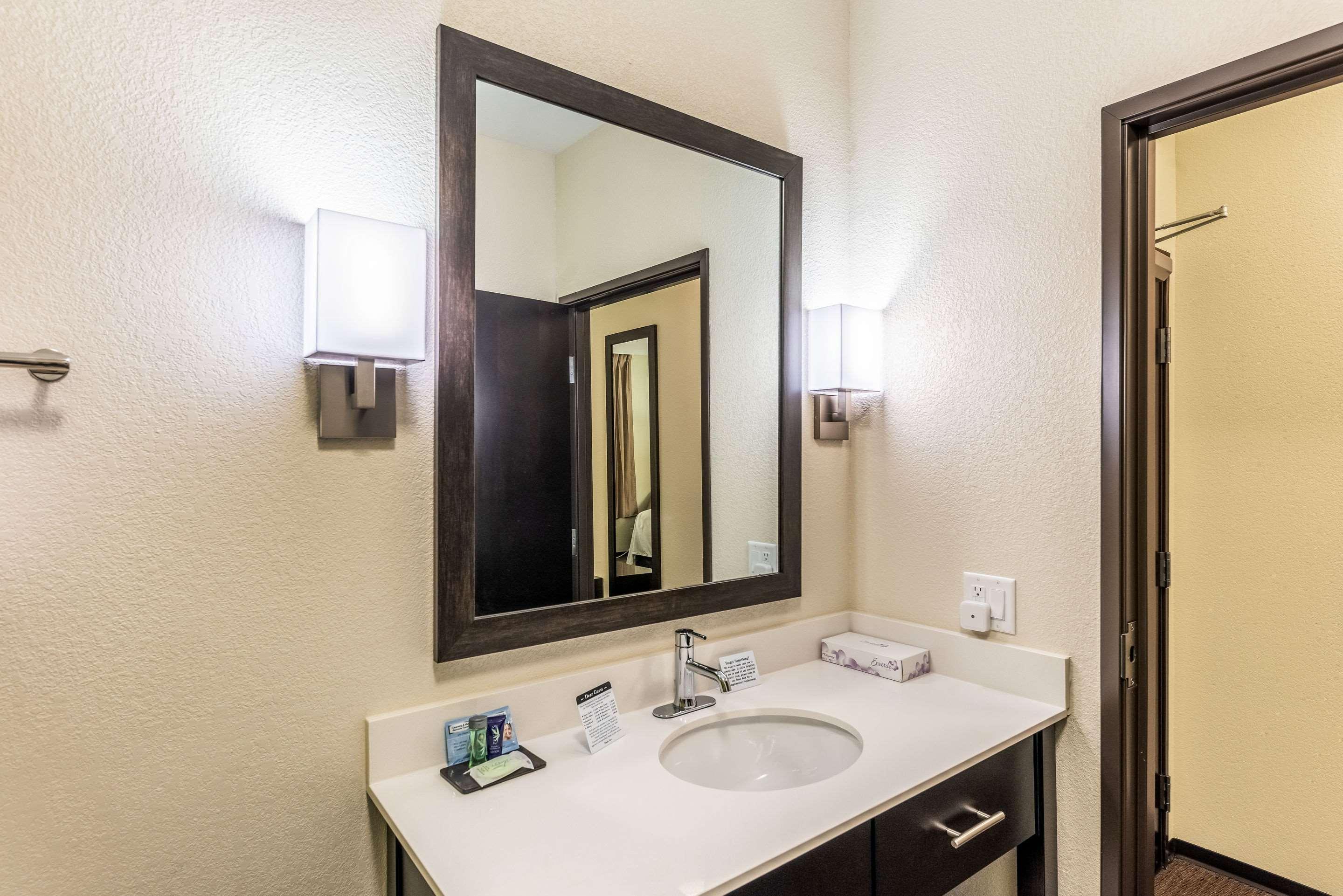 Sleep Inn & Suites Fort Worth - Fossil Creek Exterior photo