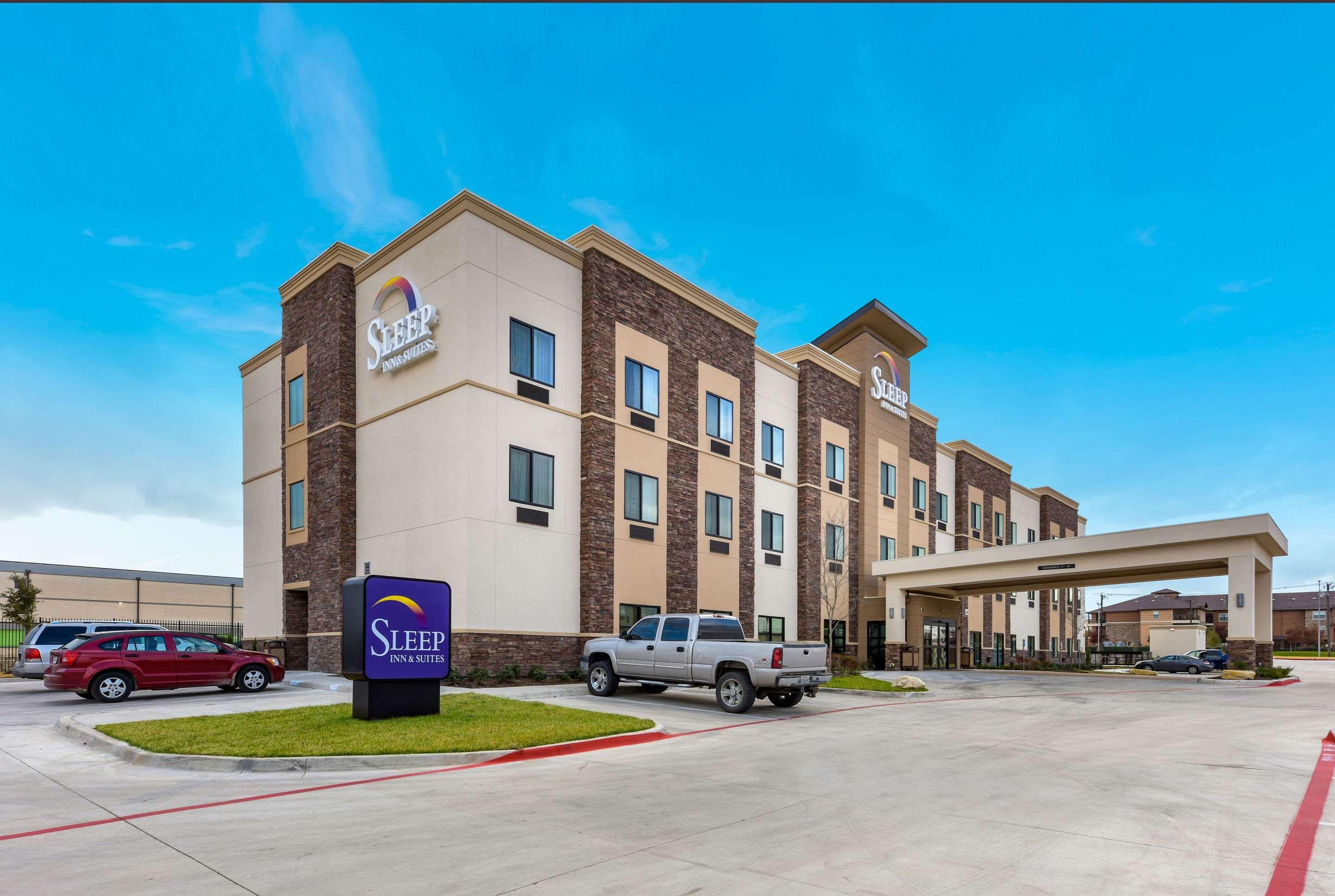 Sleep Inn & Suites Fort Worth - Fossil Creek Exterior photo